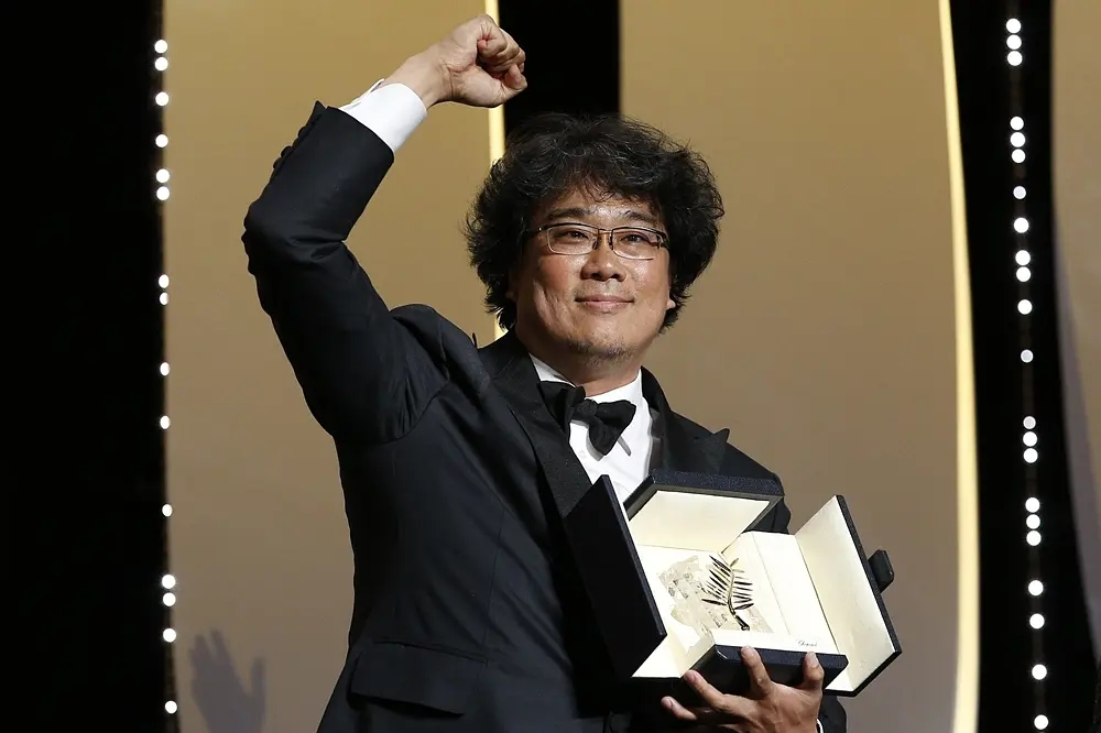 奉俊昊新作为好莱坞英语片赵亮新片入选戛纳一周影讯