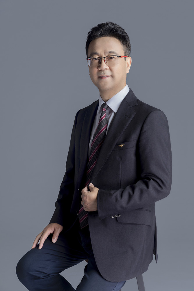 易德龙钱新栋:"实像虚像"做企业