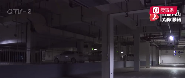 小区车位降价销售 业主想退差价却遥遥无期