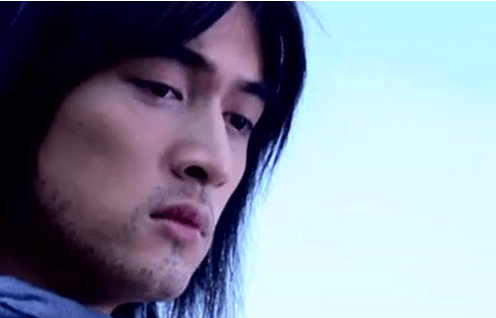 top1,姜明只是一个孤儿,有幸被蜀山掌门姜绝之捡回并倾心培养他,希望