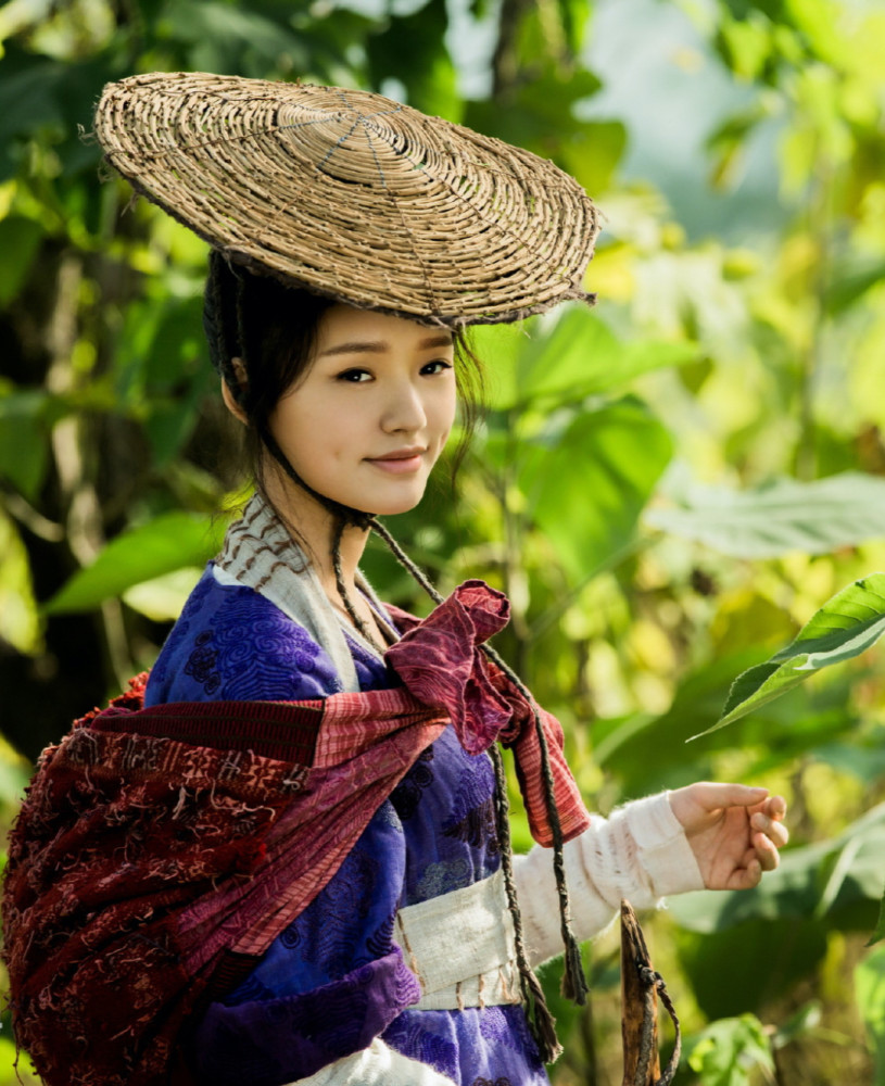 如:《西游伏妖篇》,《美人鱼2》,不得不说,林允深得周星驰的赏识,而