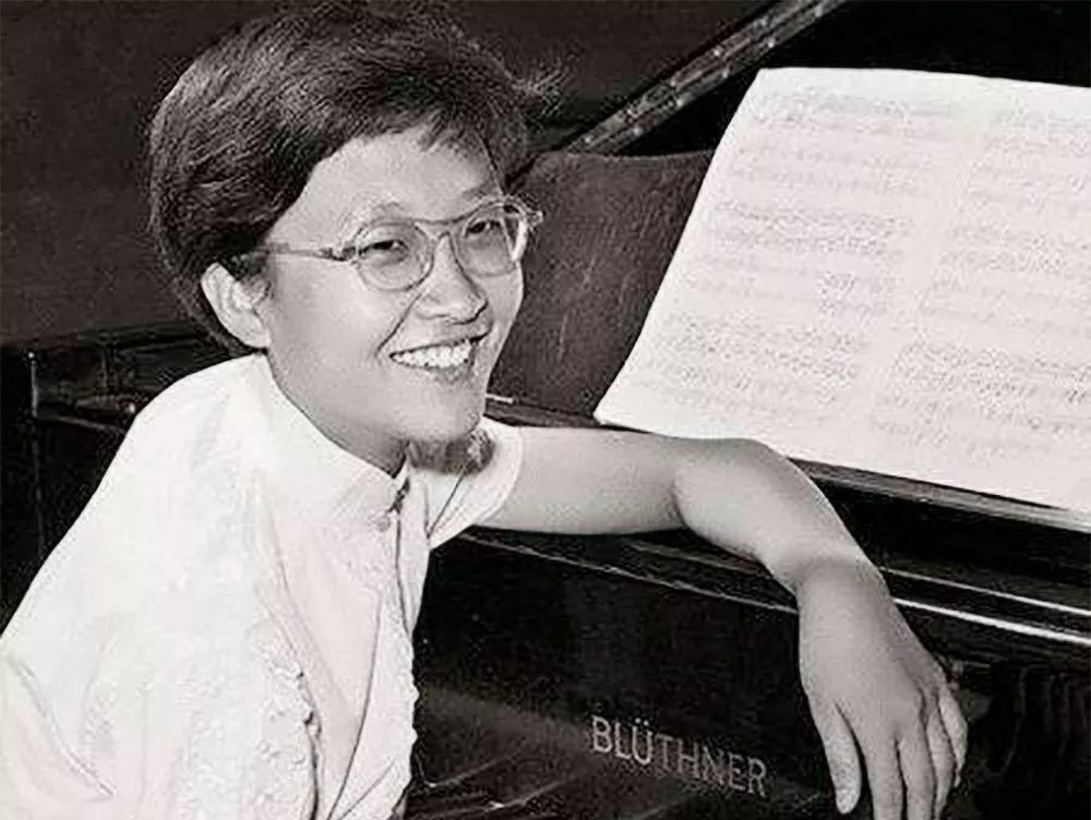 钢琴家顾圣婴30岁与母亲弟弟一起自杀死后连骨灰都无人认领