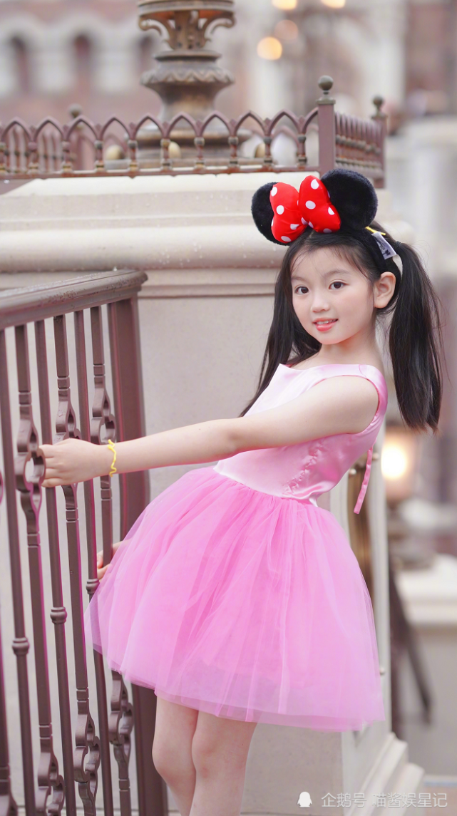 9岁阿拉蕾近照认不出时隔3年骑董力脖子董力你长大了我也老了