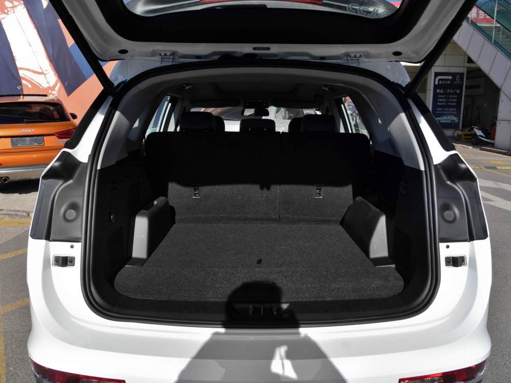 5座到7座都有,空间超想象的大,自动挡实惠suv,带你看捷途x95_腾讯新闻