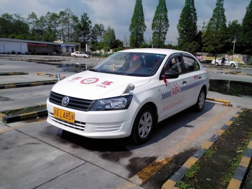 为啥说要尽快考驾照,驾校老师这回说了实话,你还能淡定吗?_腾讯新闻