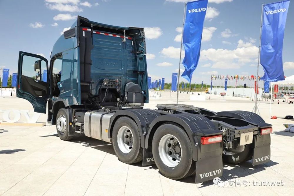 保有量最大的进口牵引车迎来换代 3分钟了解沃尔沃全新fm系列牵引车