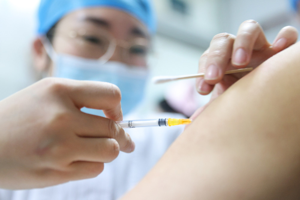 delta变异毒株蔓延全球,曾光:大敌当前,这三大群体应率先打加强针