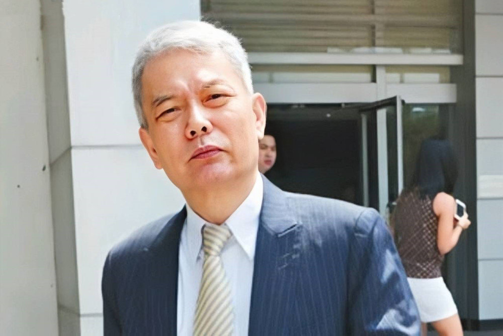 香港新义安真正的主人控制四分之三的马仔不姓向