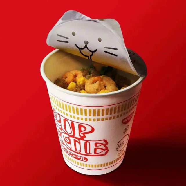 停止使用旗下杯面杯盖上的"塑料贴",进而将盖子升