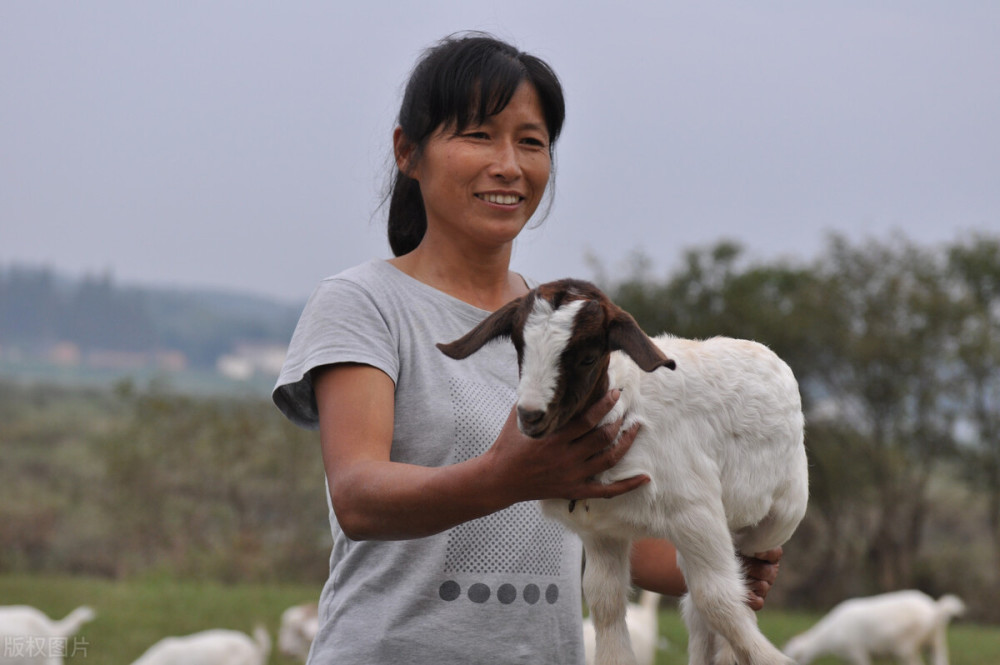 3位农村留守妇女说了实话_腾讯新闻