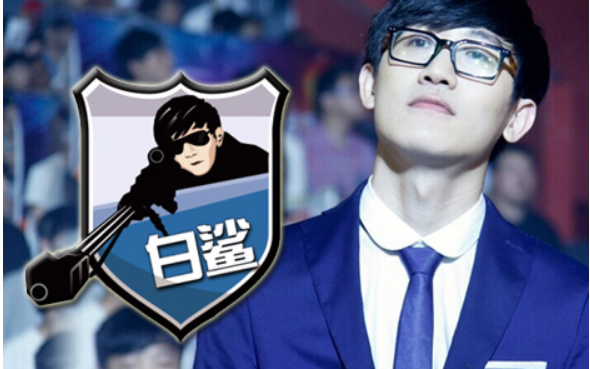 cf首档主播纪录片白鲨回忆早期打职业惨状两天没吃饭就喝了一瓶水