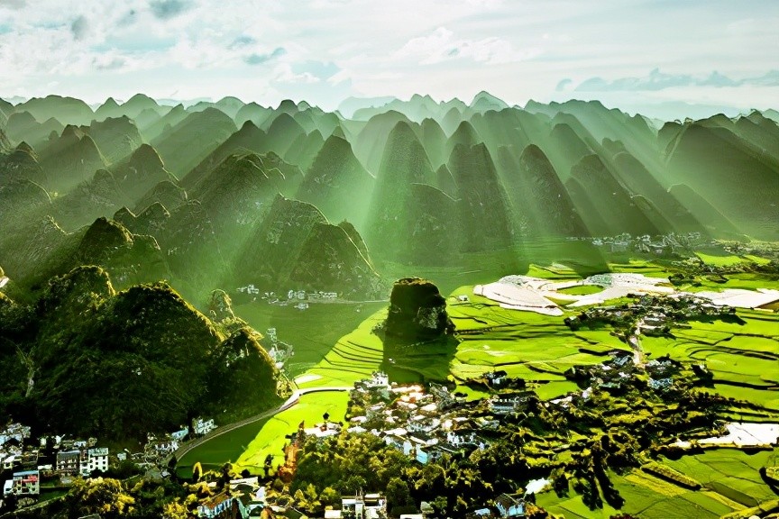 贵州避暑最佳城市,年平均气温15℃,被称为"西南最金贵的地方"