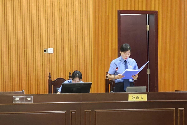 花垣县龙潭镇原党委书记四级调研员张玲祥犯三罪当庭宣判