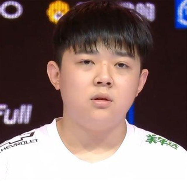 ig新人还是太年轻,采访时抖落新战术,还是要让theshy首发才行?