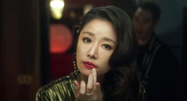 你以为已经糊了的林心如,其实混得比谁都好,在台湾出演多部影片_腾讯