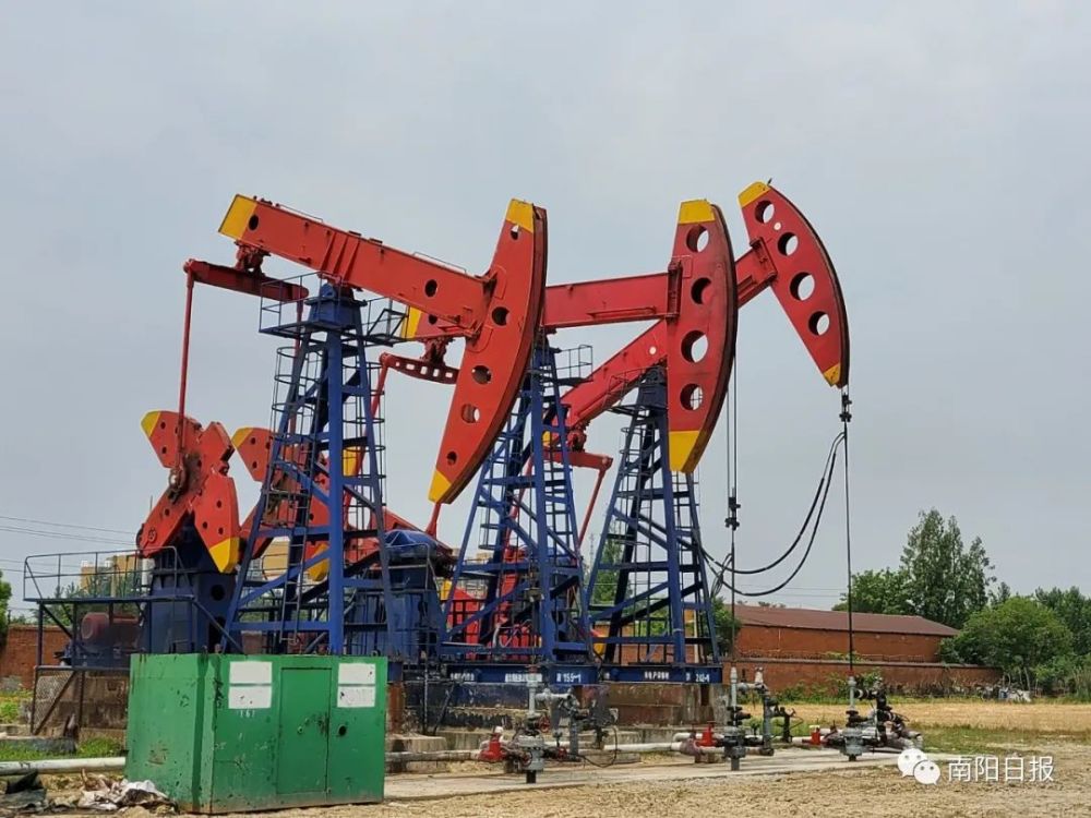 镌刻在中华世纪坛的功勋河南南阳油田人石油精神探寻