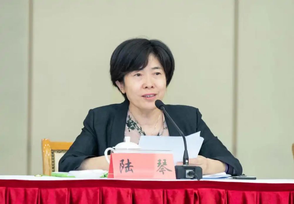 要闻|奉贤区召开2021年未成年人思想道德建设暨暑期工作会议