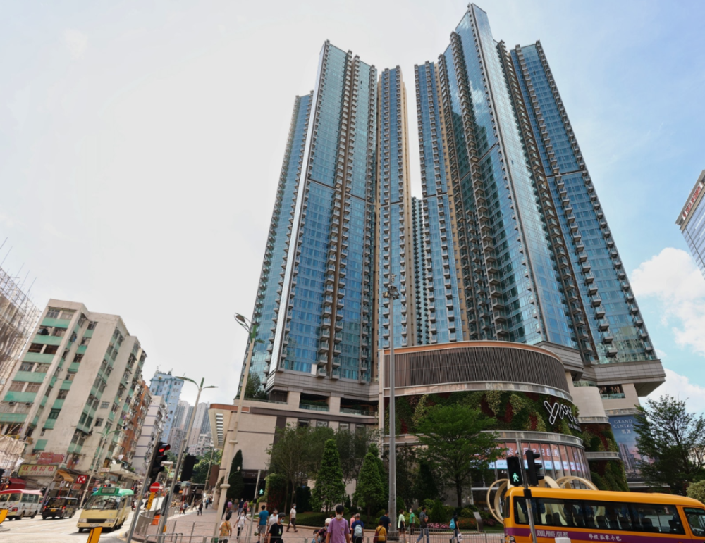 目前最贵的奖品应该是香港观塘凯汇的一套房子,价值1080万!