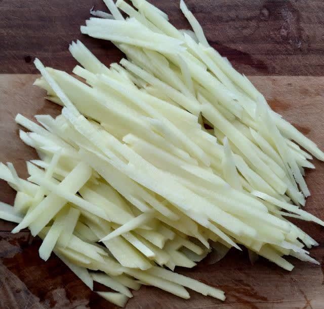 辣炒土豆丝爽口清脆美味好吃