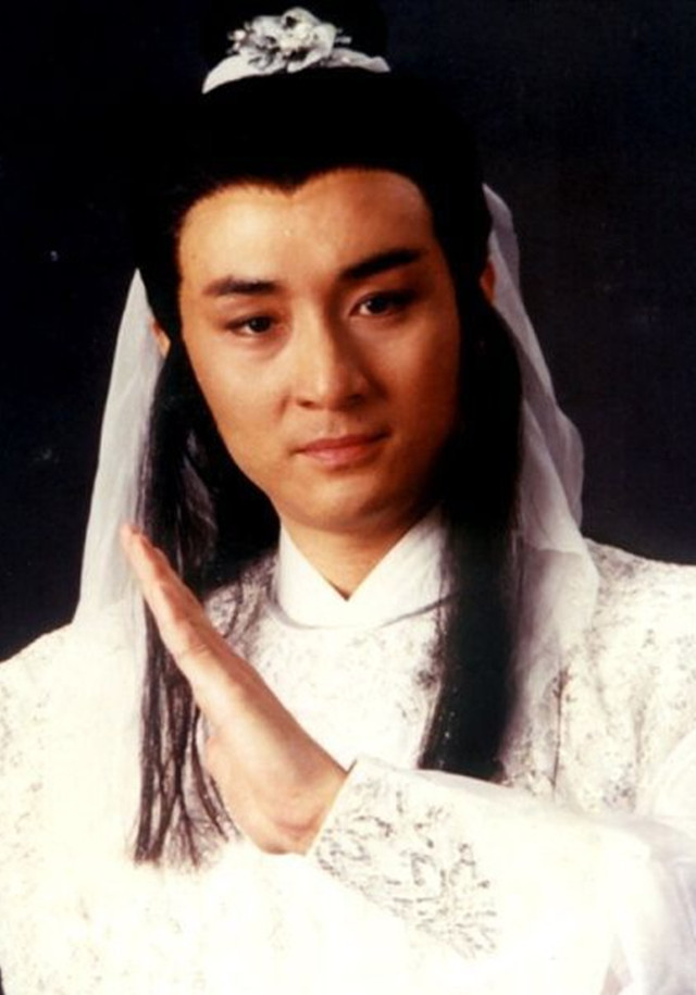 绝代双骄花无缺吴岱融谁年轻不是一个玉树临风的古装男神