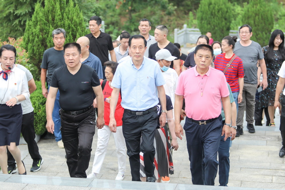 庆祝建党100周年 罗田三里畈温泉推"红色教育"之旅