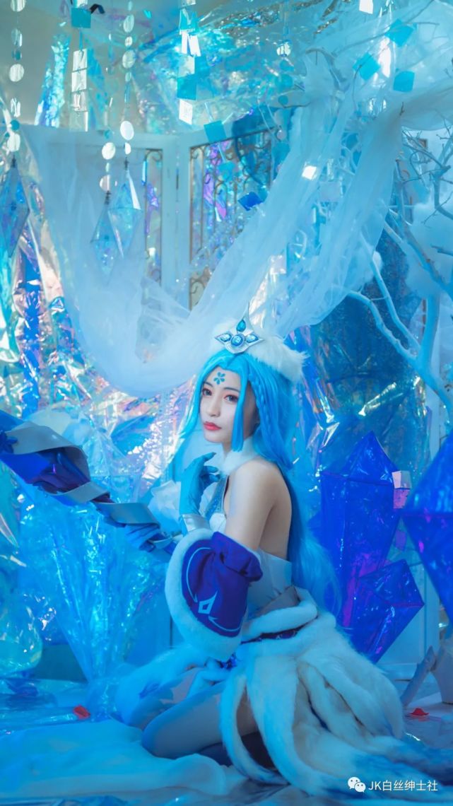 cos:王者荣耀王昭君 "寒梅落下之日之日,归去故里之时.