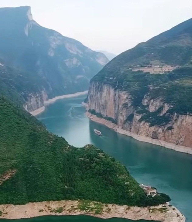 长江黄河皆入海图片