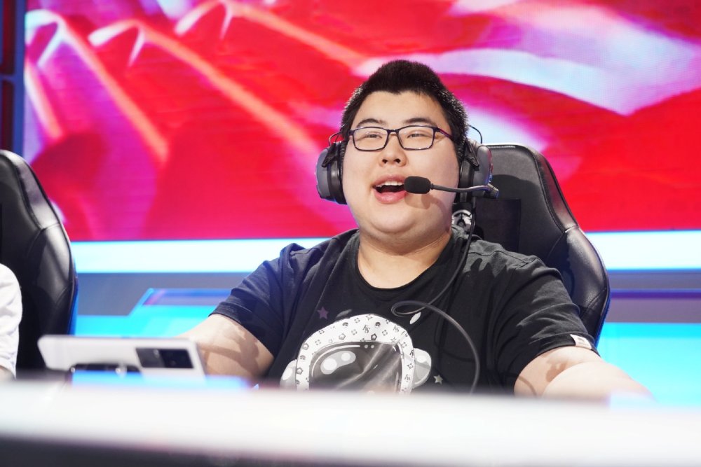 qg小胖心态崩了,因上分太快接连被王者官方"误会"