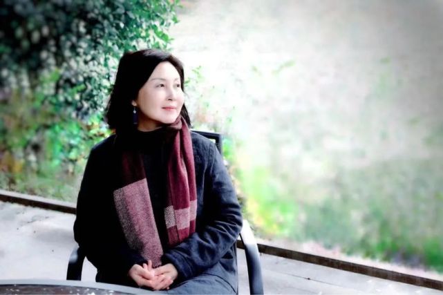 斯蒂芬妮·梅尔|暮光之城:午夜阳光|贝拉|爱德华|午夜阳光|暮光之城