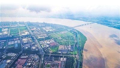 把蓝图变为现实奋笔书写钱塘风华篇章