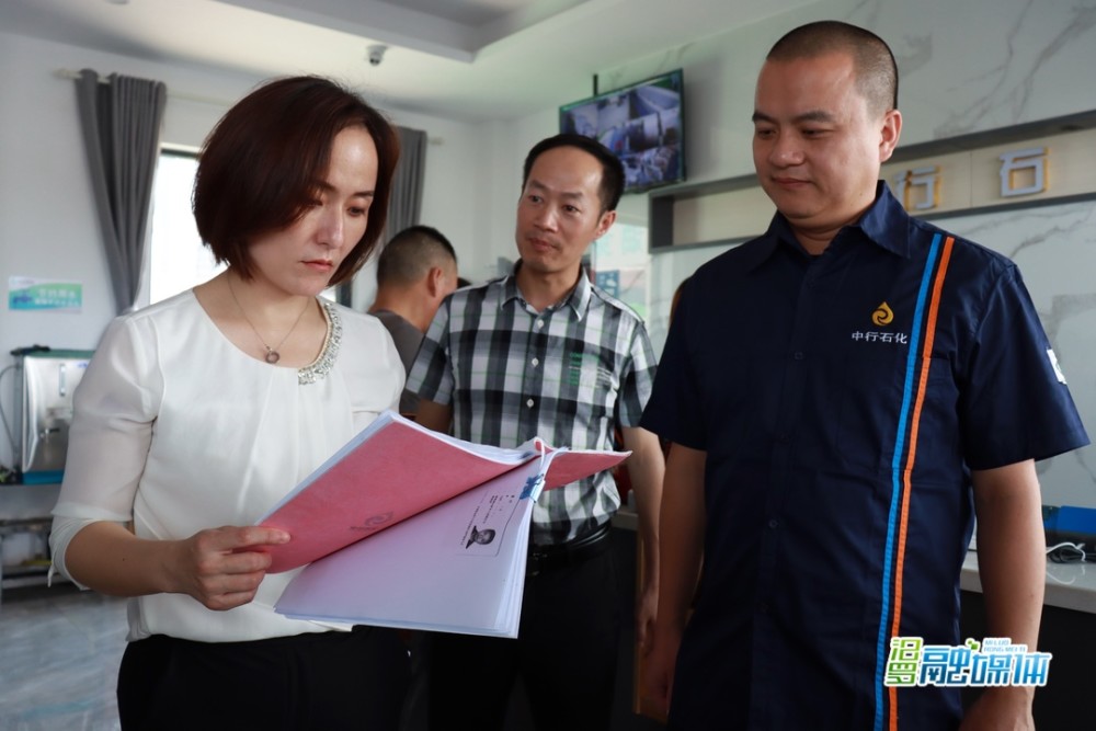 汨罗融媒体讯(记者 杨志)6月22日,副市长仇文娟带