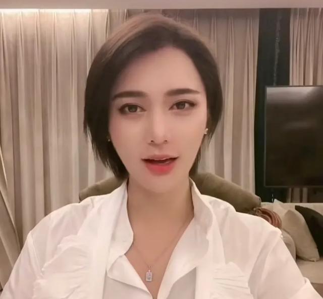 时大漂亮生日会直播送福利,自称每单补贴300,销售额超2000万