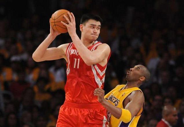 nba 现役联盟谁能防住巅峰姚明？艾弗森回答很霸气，奥尼尔：没毛病