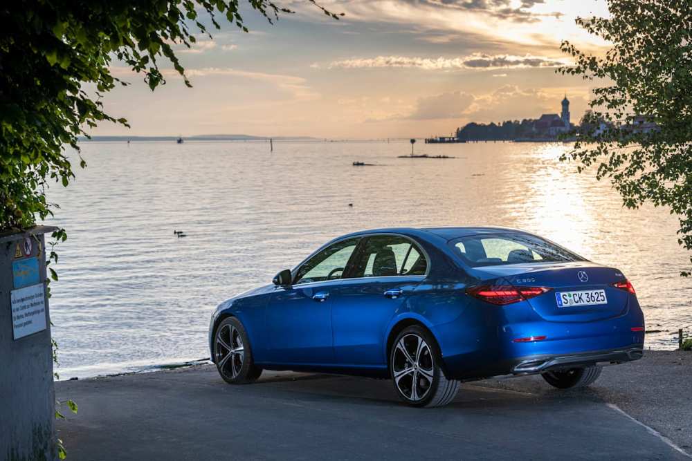 试驾全新一代梅赛德斯-奔驰c300,有没有辜负炒作的期望?