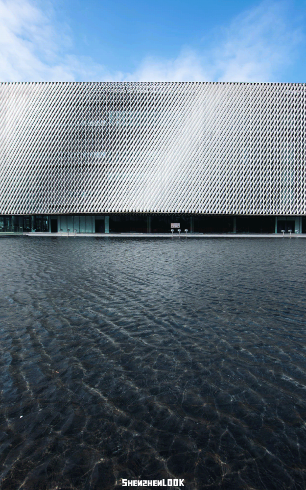 宝安图书馆 · 静置水上03|图书馆(向下滑动查看内容)地址:ocat深圳馆