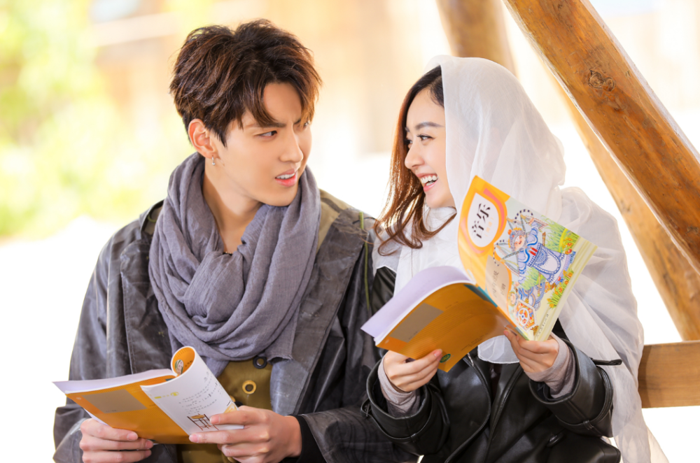 赵丽颖新综艺慢热沉默,吴磊做了这件事情,让她开怀大笑