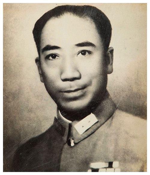 军统特务头子戴笠仅是副局长,那正局长是