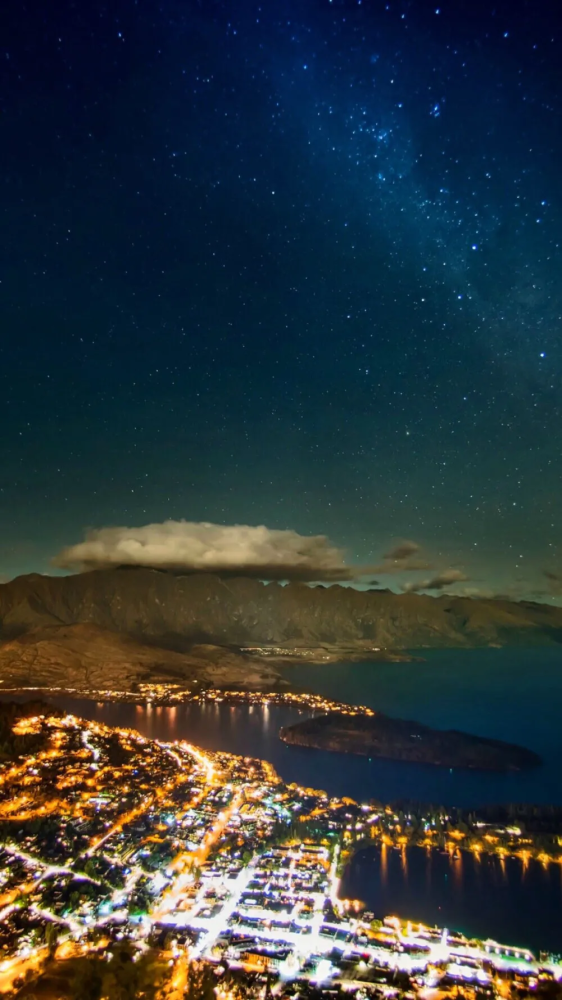 老人与海 阅读感悟和 夜景 美丽无比的动漫夜景壁纸 腾讯新闻