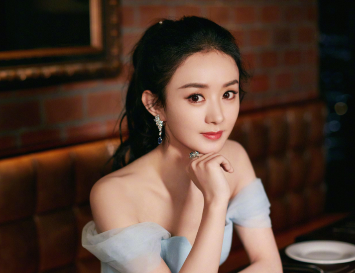 最火女明星排行榜_近期最火女演员排名,迪丽热巴第三,第一名实至名归!