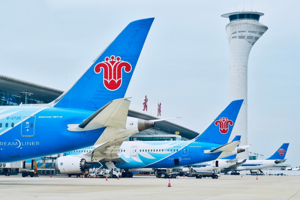 南航787豪华宽体客机投入旺季运营 执飞武汉-成都,武汉-浦东等航线