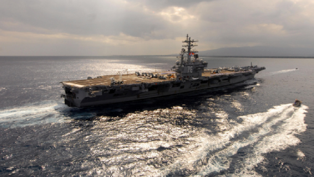 美军舰连射30枪示威,为何不敢武力攻打伊朗?