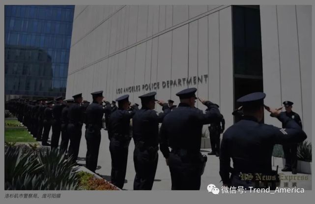 洛杉矶市警察局大厅重新对外开放