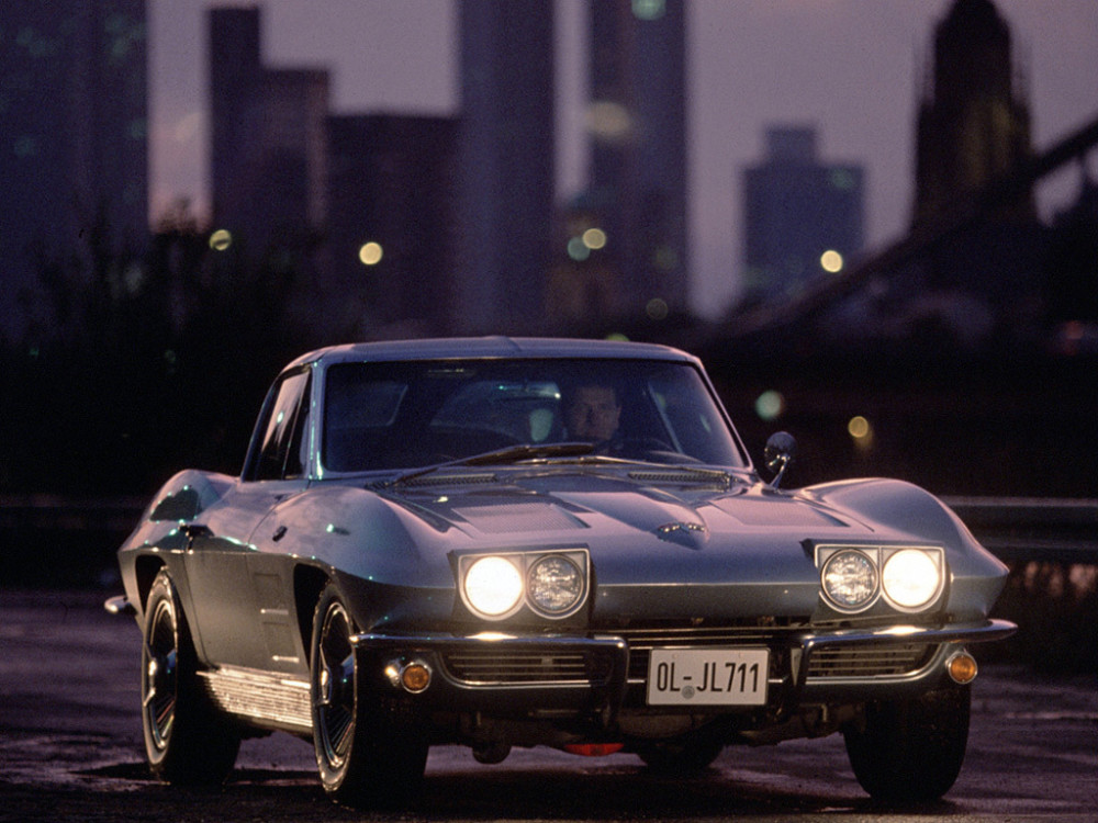 1963 chevrolet corvette sting ray (c2)
