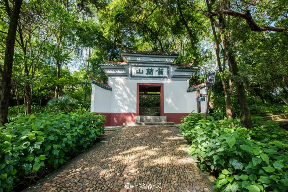 赣州古城千年郁孤台，海拔仅一百多米却是制高点，辛弃疾为它写下传世名作_腾讯新闻