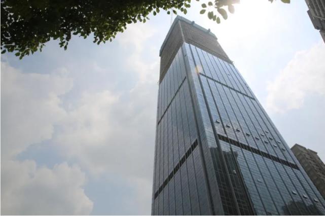 宁乡·宁邦广场238米超高层项目——宁邦中心,是宁乡市的第一高楼