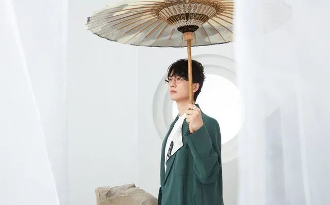 喜欢许嵩 喜欢他的清透 古风 俊秀