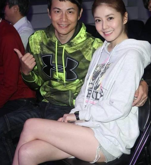 在此之后也有媒体采访过韩瑜方的看法,其经纪人淡然的表示,韩瑜不会