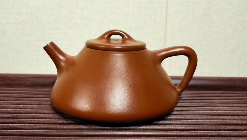 紫砂壶真假鉴别 化工壶5大特征 三四百元的壶养几年就能升值 腾讯新闻