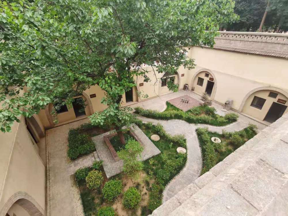 三原柏社地坑民俗文化村让历史下沉让红色飘扬