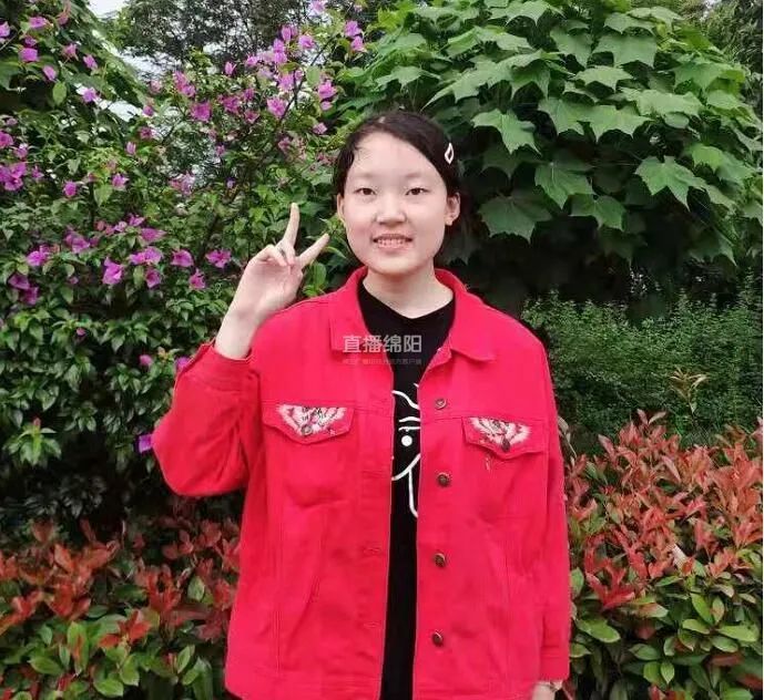 理科711,文科650,好巧不巧"学霸"都叫陈静怡!